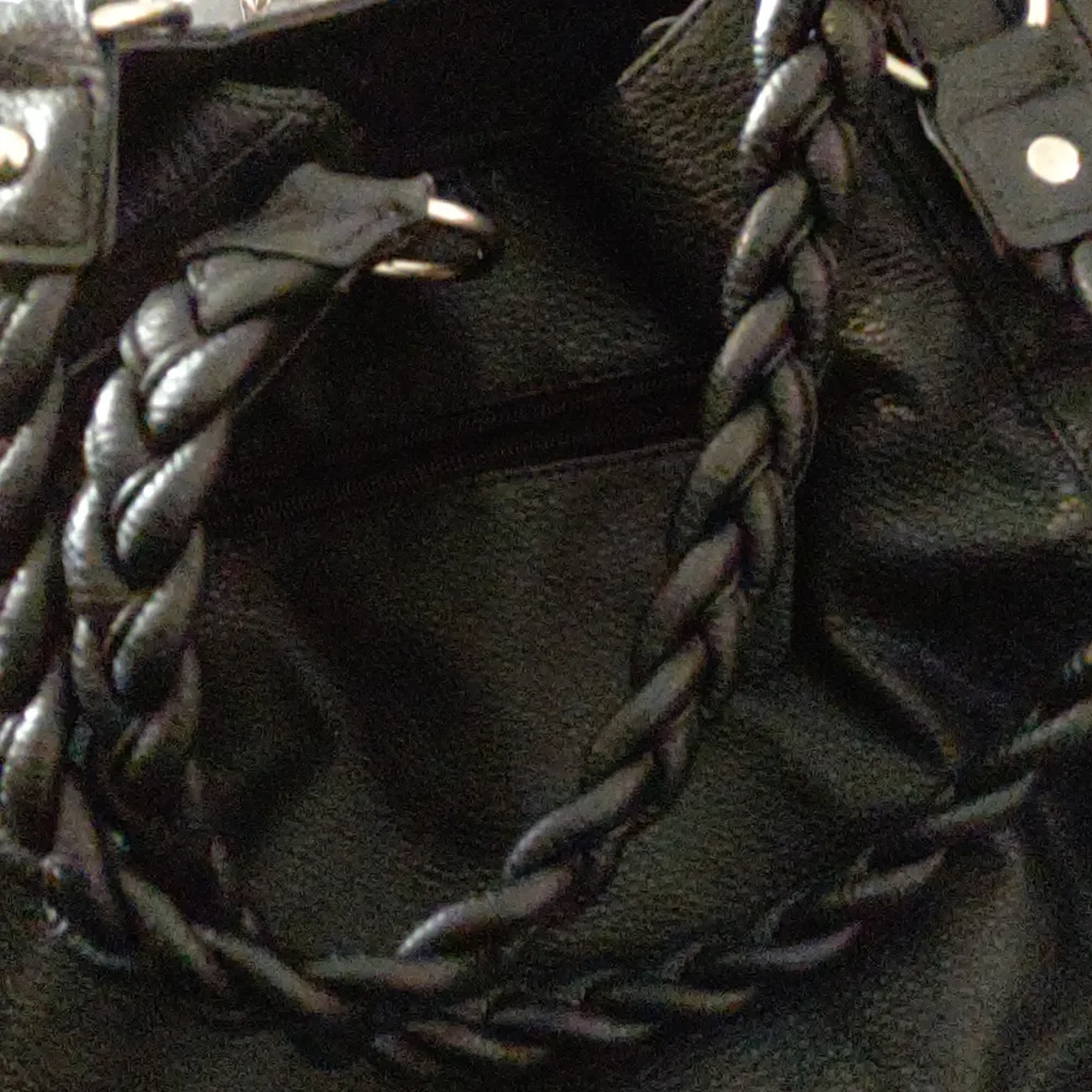 Two purses - Picture 4 of 8